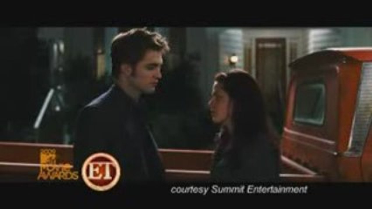 15 secondes of Twilight New Moon bella&edward kiss+ILY