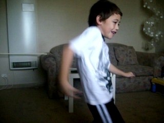 My cuzin goes crazy: quick vids