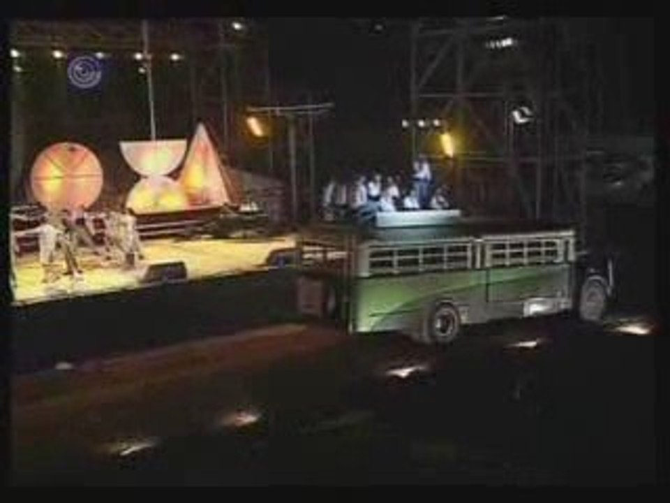 Poet Haim Hefer "Rabotai HaHistoria Hozeret"  חיים חפר