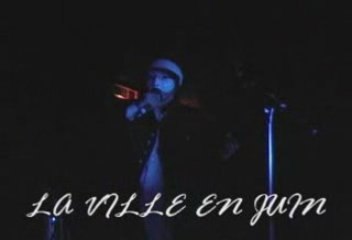 Klub des loosers @ Batofar (18.11.04) La ville en juin