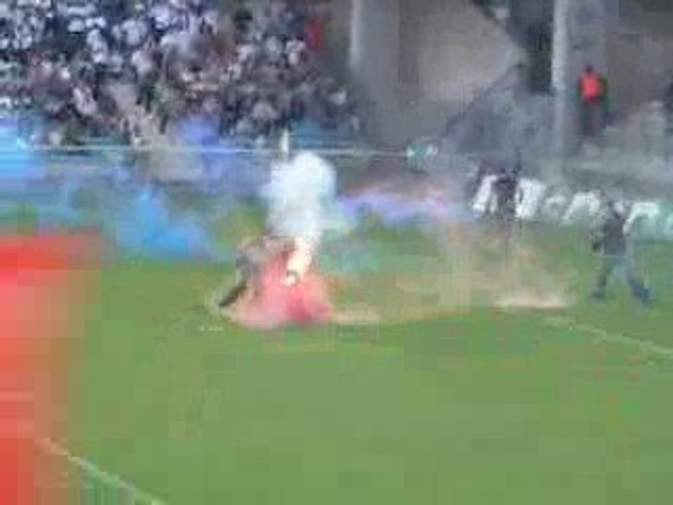 Tifo Butte Paillade Armatas ultras