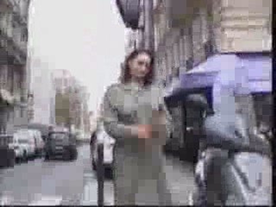 HO  NANA JOLIE !!!!!! NANA Gags_de_rue'' cerise