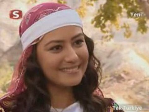 Tek Turkiye- Sehit ZEYNEP OGRETMEN