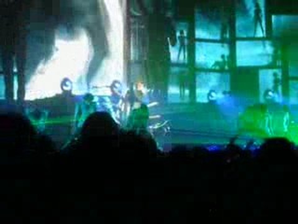 Mylene Farmer Dégénération 1/2 Live Zenith Nantes  24 mai