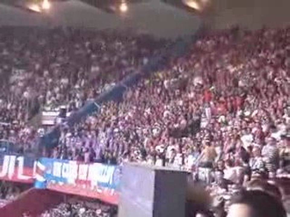 Chant allez paris paris est magique
