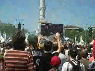 12 remise de la coupe la OLA avec la coupe