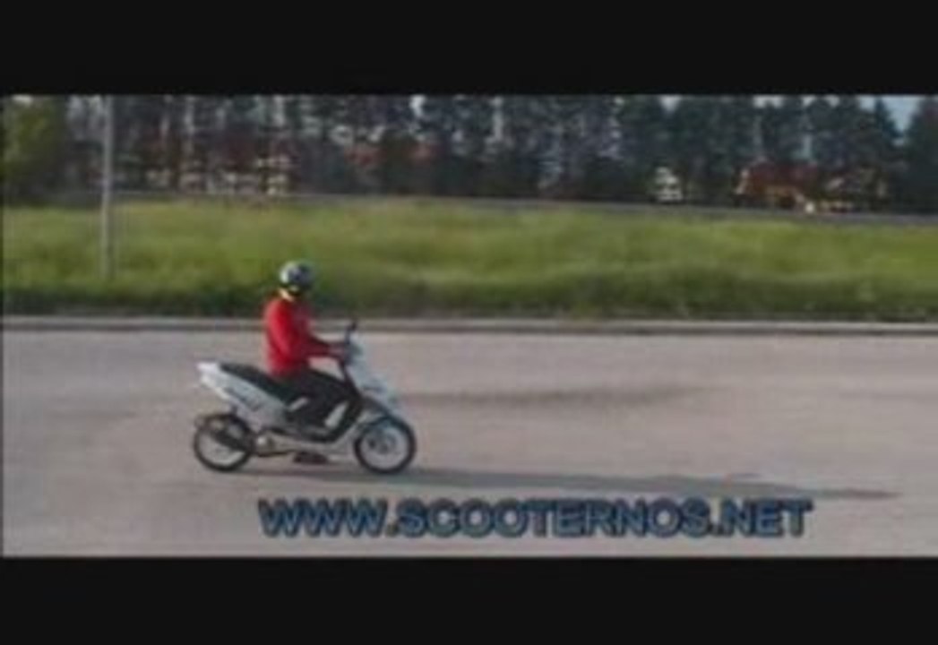 SCOOTER vs NOS