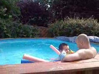 vive la piscine