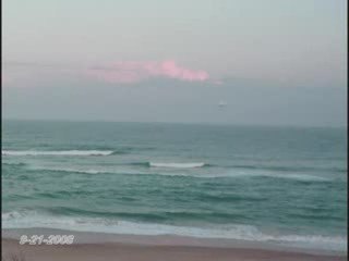 My ufo orb pictures compared to everybody elses Video2