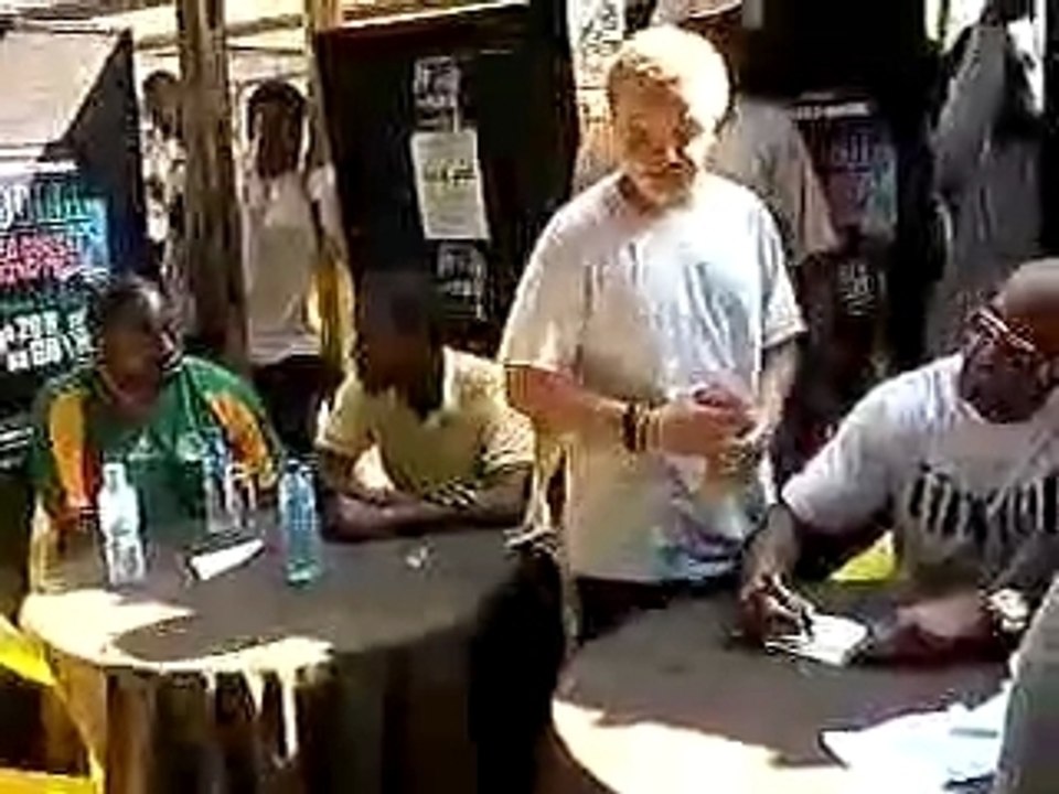 BOOBA SEANCE DEDICACE A KINSHASA