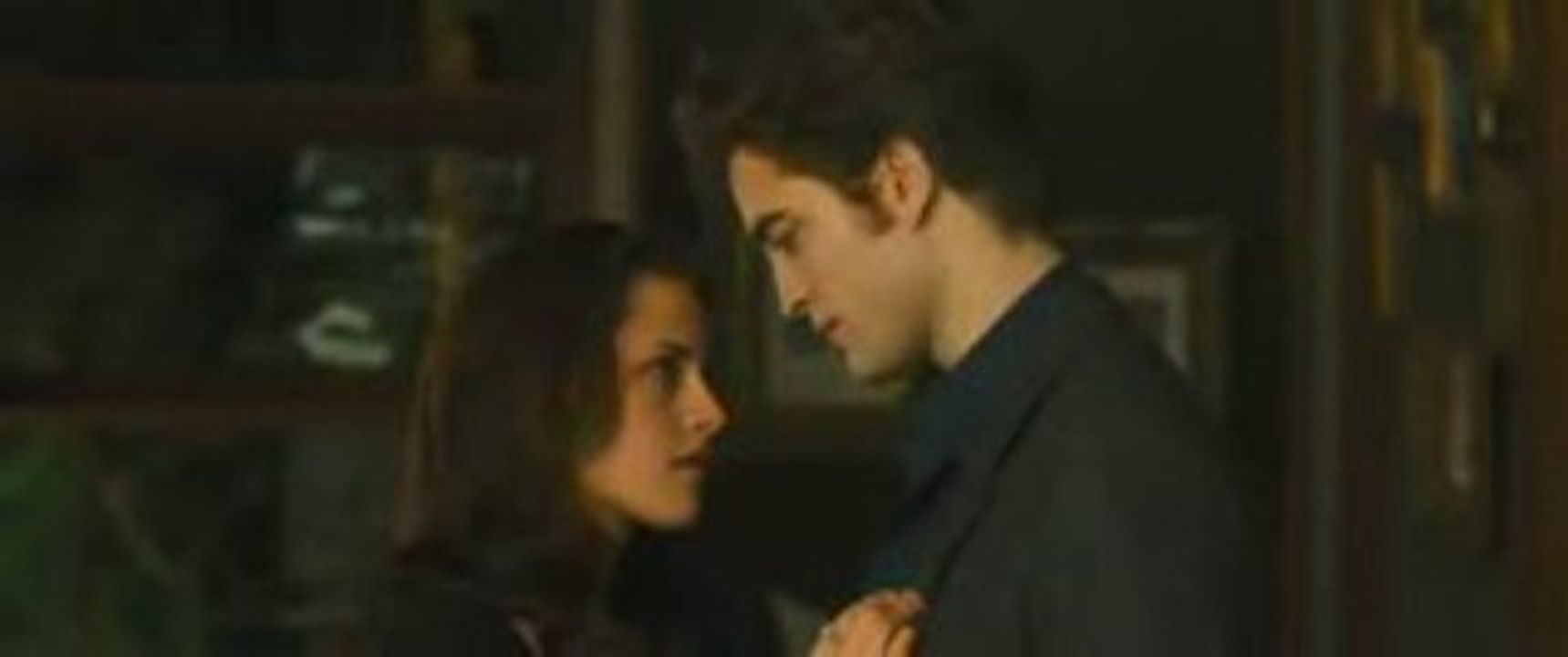 New Moon Official : Trailer Premiere