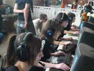 ESWC fr 2009 Gaming Zone CS-w eternitY