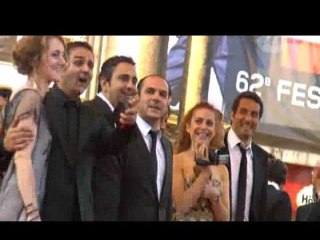Montée des marches à Cannes - Coulisses de Tellement Proches