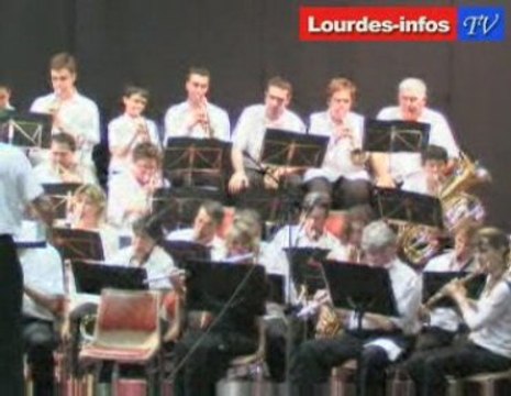 La Grève des Musiciens par L'Harmonie Lourdaise