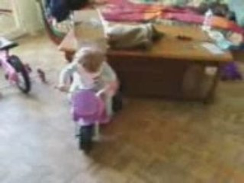 Lucas sur le scoot n°1