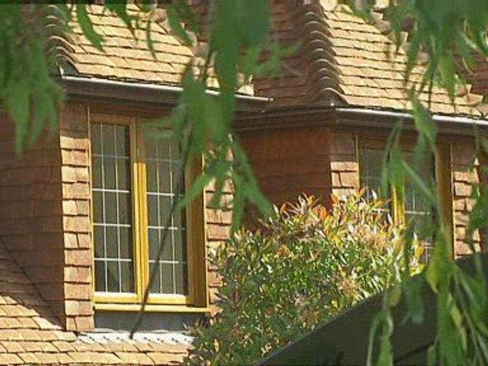 Hotel murder suspect quizzed