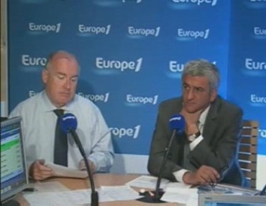 Avion disparu: "Un ensemble de circonstances" pour Bussereau