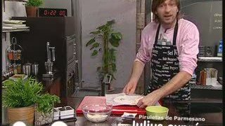 Cómo preparar piruletas de parmesano