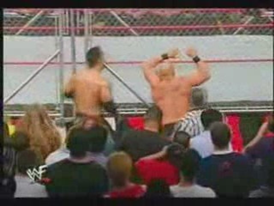 The Rock vs Stone Cold (Steel Cage) Part 1 2