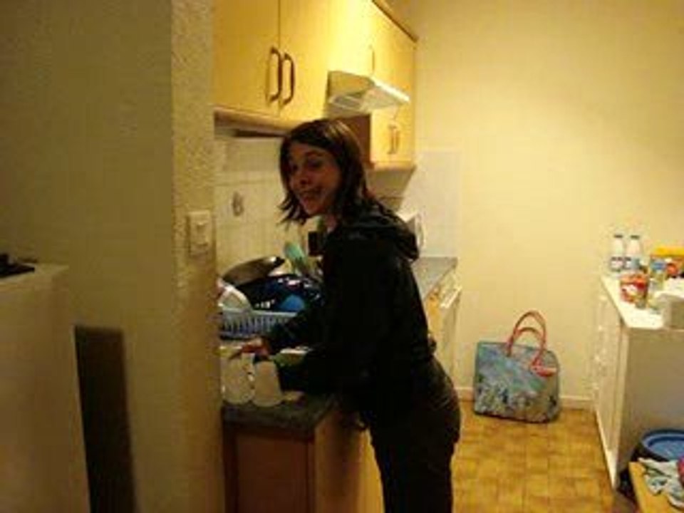MOV00443