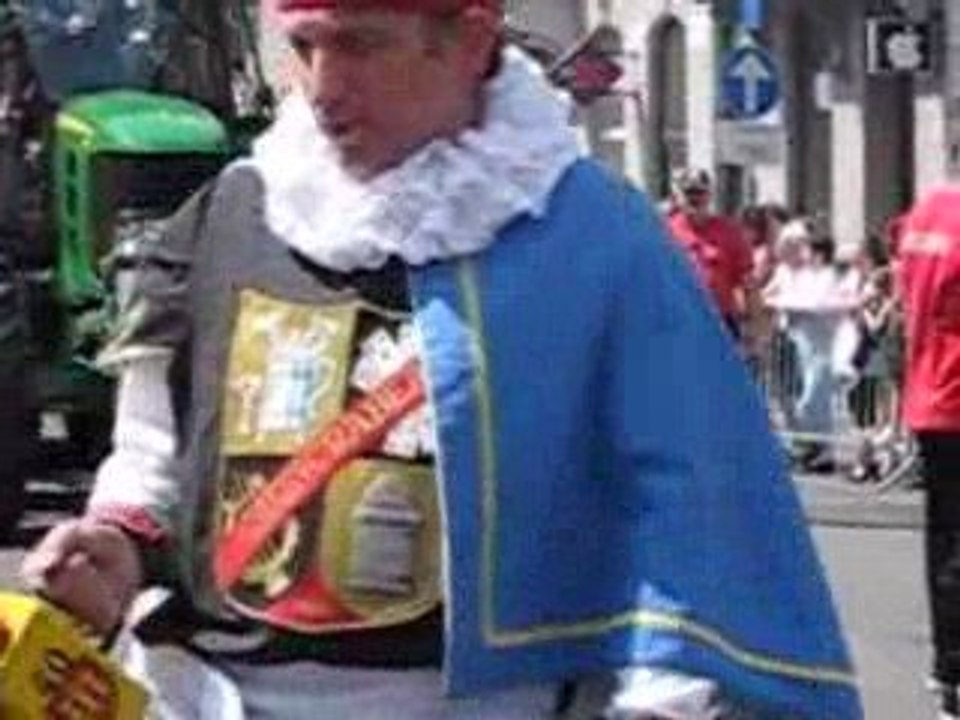 Montage video du cortege du corso 2009 partie  1