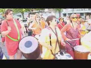 "LA PARADE METISSE" DEAMBULATION FESTIVE ET MUSICALE