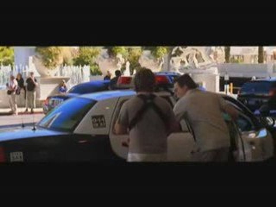 Watch The HANGOVER Online
