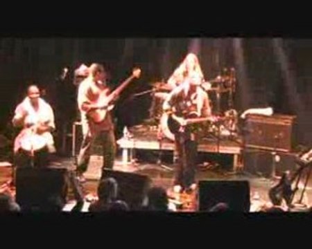 Vieux Farka Touré 3 - LIVE Amsterdam titre 15