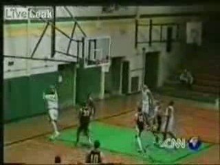 Gösteri maçında inanılmaz basket!