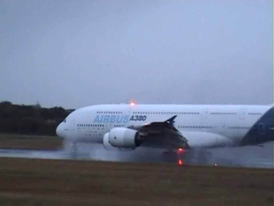 Entrainement Airbus A380 à Brest 23.10.2006