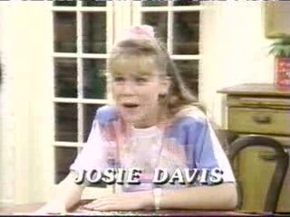 Charles s'en charge generique debut