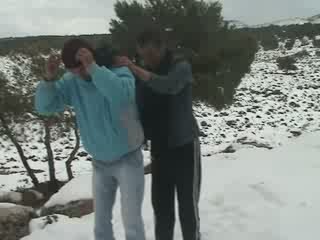 Bilel+ayoub neige tébessa ALGERIE 12-04-2009