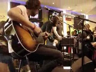 Kasabian " L S F " @ Sony Store  Acoustic set June 3rd 2009
