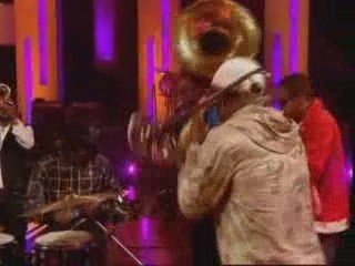 Hypnotic Brass Ensemble - War