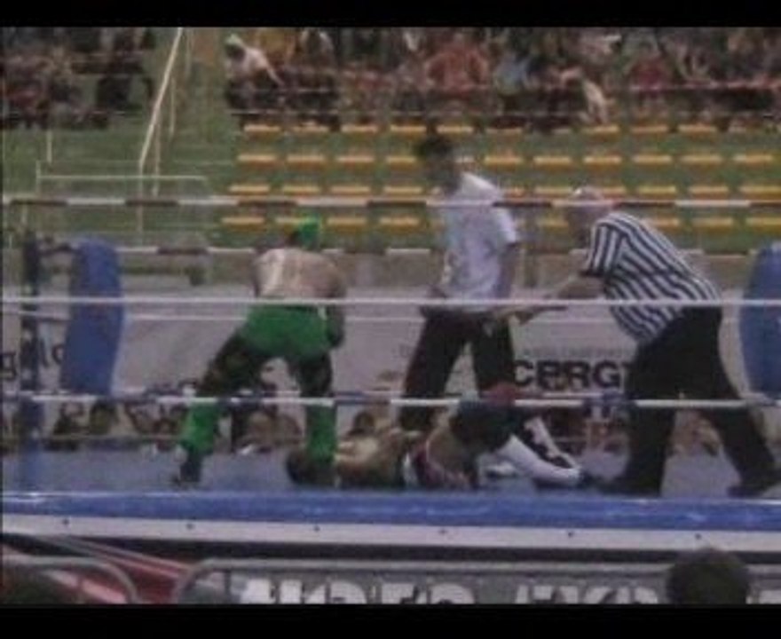 Catch WS Triangle White Storm VS Miséria VS Grand Corps