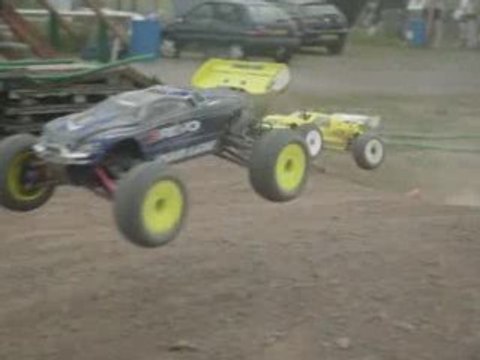 e revo brushless hong nor x2 crt