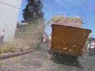 Les éleveurs prennent le lait chez Leclerc