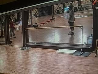 Mery ensayando coreo con Vicky parte 14 (2 Junio)