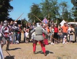 Découvrez le Festival Médiéval de Meru : Un Voyage dans le Moyen Âge 🏰