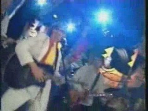 Kabaret Pod Wyrwigroszem - Kuku ma Muniek