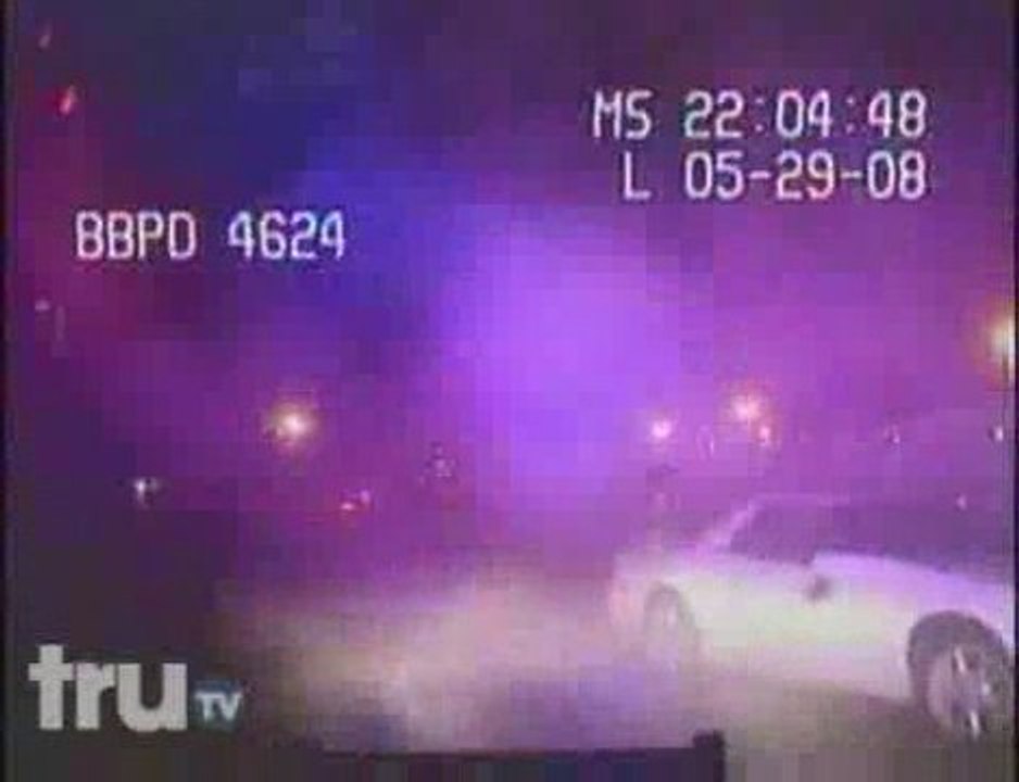 Hot Pursuit - Like an Old Lady - truTV.com
