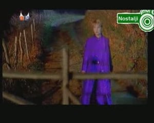 Deniz Arcak - Eller Aldatir by Aluxton