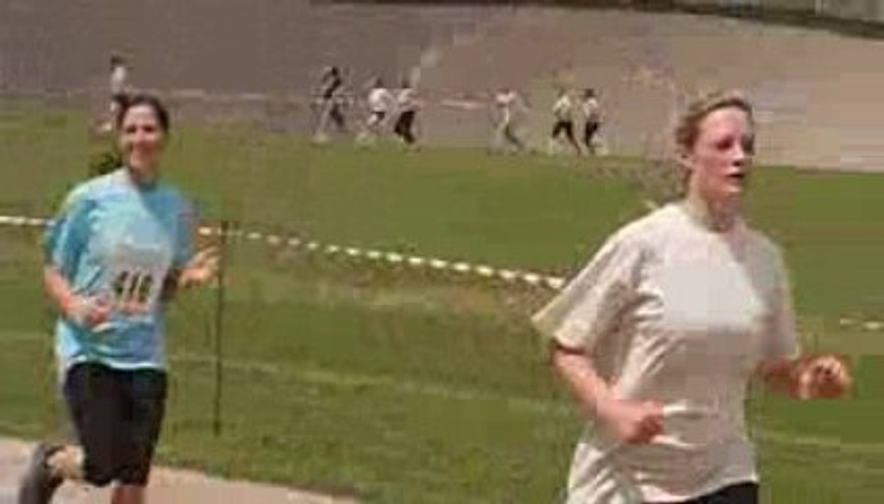 CROSS DE BERCY 2009 : DERNIERE LIGNE DROITE D'ISA