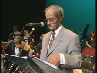 Cherif Kheddam "Tsghanigh tamurt-iw" Live 1996