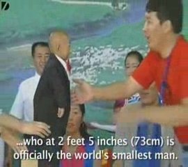 aji tchouf asghar rajol wa akbar rajol f el 3alam