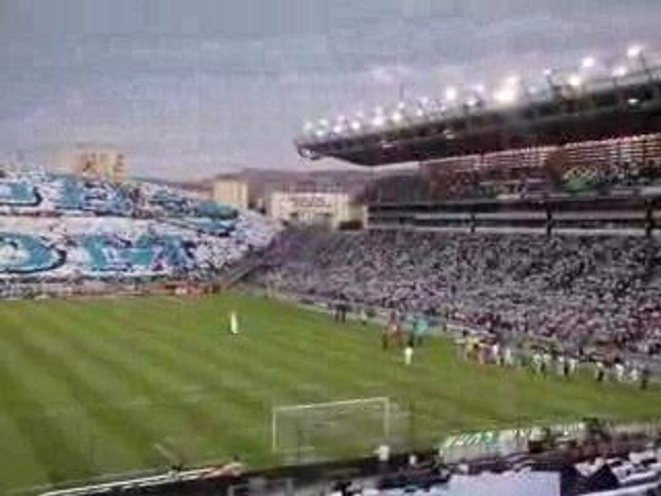 Om-Rennes Entrée des joueurs et tifos virages Sud