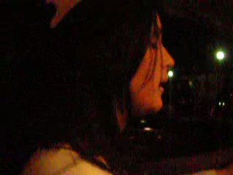 Ines qui conduit =P aconpagné de sa soeur et leslie