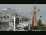 Odsłonięcie krzyża papieskiego