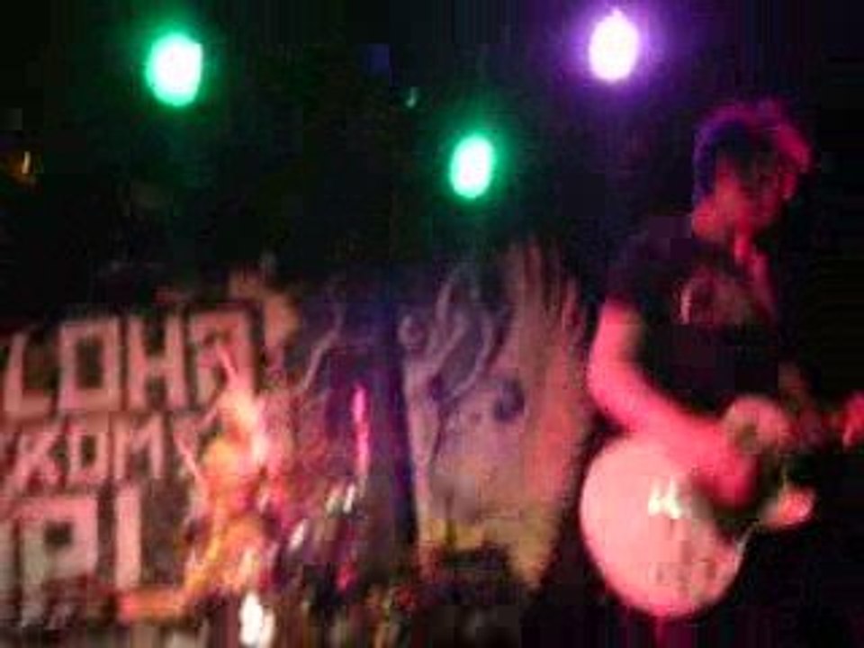 Don't gimme that- Aloha From Hell- Paris 4juin 2009