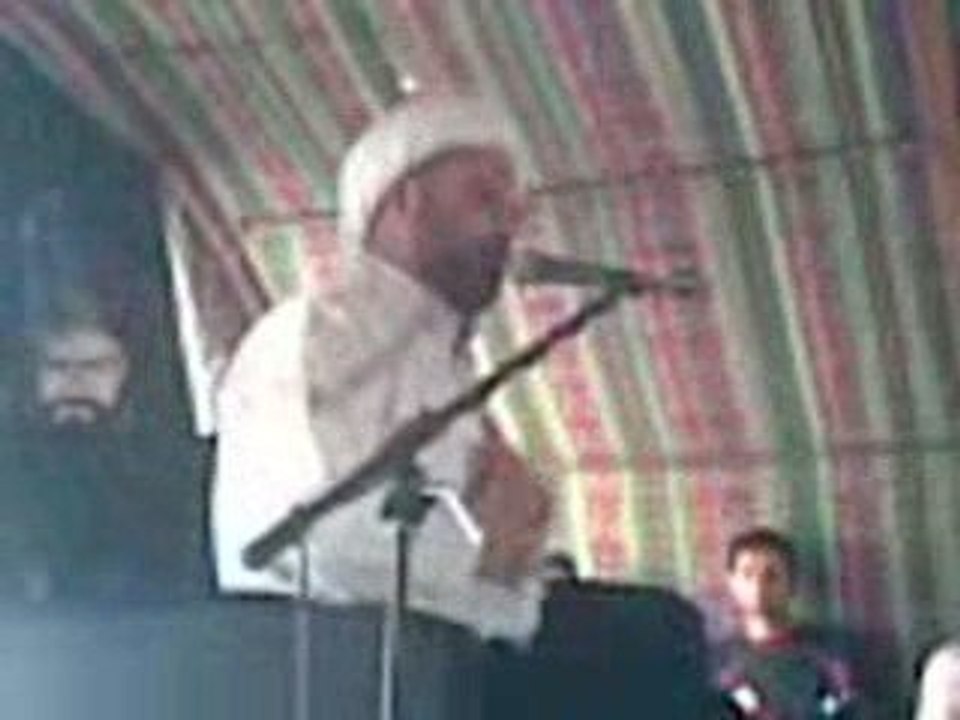 Allah punit un imam chiites en direct